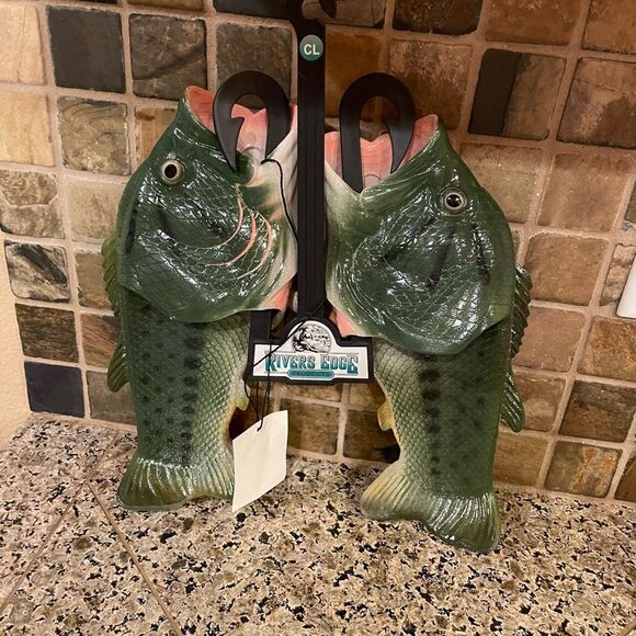 Rivers Edge Fish Sandals - Picture 1 of 12